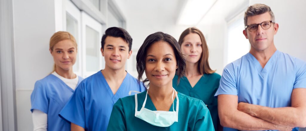 Zorgsector: verpleegkundige, zorgkundige en artsen